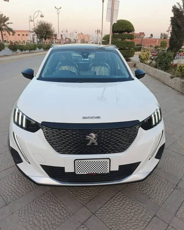peugeot-2008-allure-variant-big-0