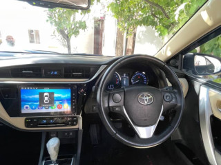 toyota-corolla-altis-grande-x-cvt-i-18-beige-interior