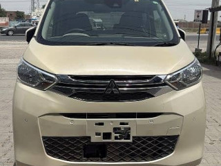 mitsubishi-ek-wagon-m