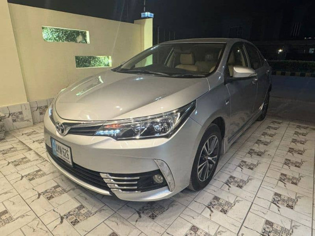 toyota-corolla-altis-2019-big-0