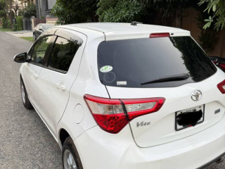 toyota-vitz-1824