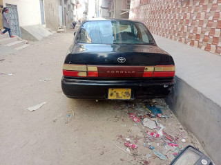 toyota-indus-corolla-2000