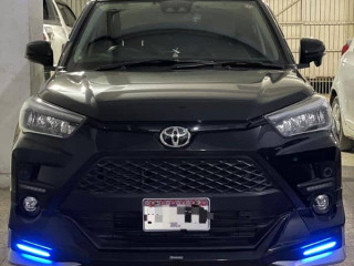 toyota-raize-z-top-of-the-line-with-body-kit-45-grade