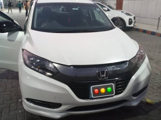 honda-vezel-2015