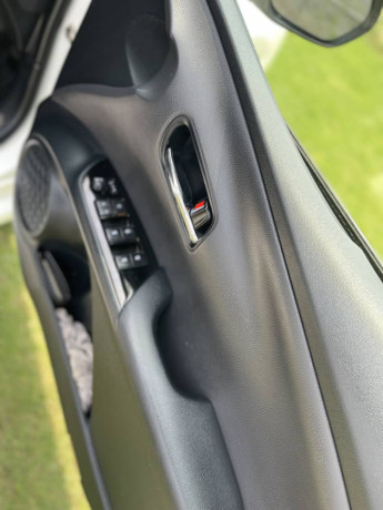 prius-201822-big-8