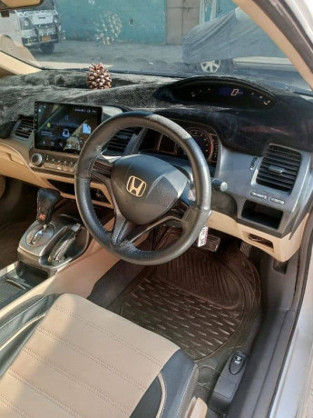 honda-civic-vti-oriel-prosmatec-2007-big-14