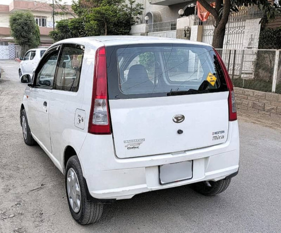 daihatsu-mira-2007-big-6
