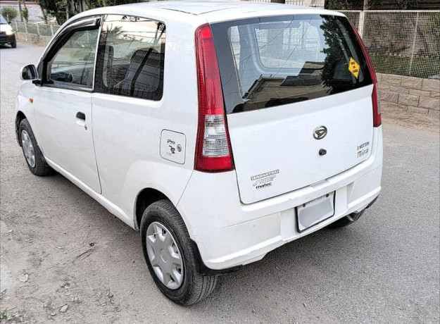 daihatsu-mira-2007-big-3