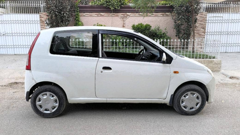 daihatsu-mira-2007-big-7