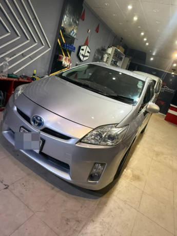 toyota-prius-s-18-2010-2014-big-1