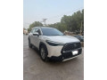 toyota-corolla-cross-18-hev-x-small-0