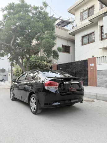honda-city-13-i-vtec-prosmatec-2010-big-7