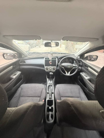honda-city-13-i-vtec-prosmatec-2010-big-6