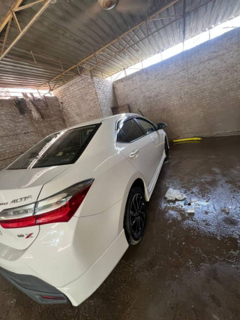 corolla-altis-big-1