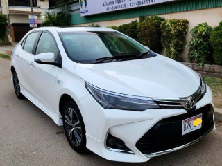 toyota-altis-grande-2020