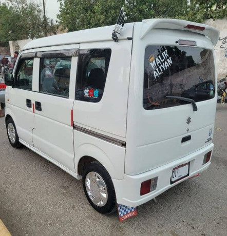 suzuki-every-20102015-03132657560-big-0