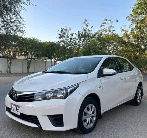 toyota-corolla-gli-2016-big-3