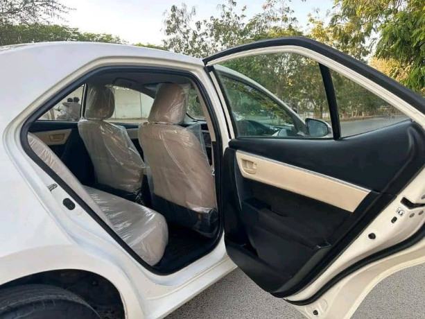 toyota-corolla-gli-2016-big-19