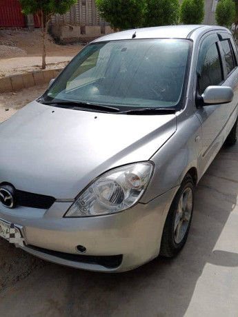 mazda-demio-2005-big-6