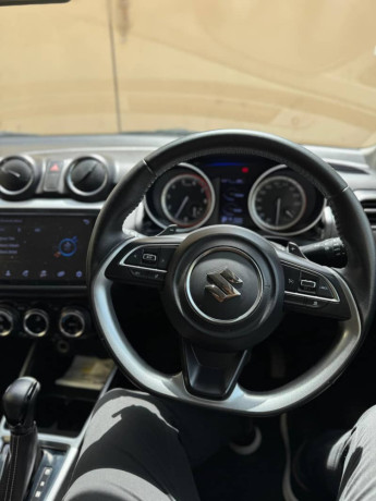 suzuki-swift-201922-rs-japanese-big-8