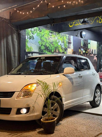suzuki-swift-dlx-132018-big-2