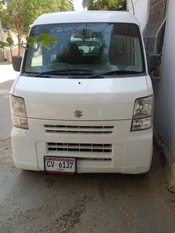 suzuki-every-wagon-2011-big-0