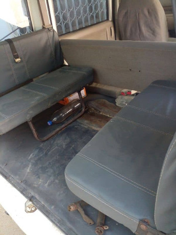 suzuki-every-wagon-2011-big-6