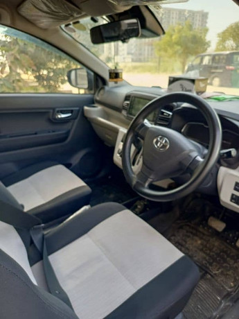 daihatsu-mira-2017-big-5