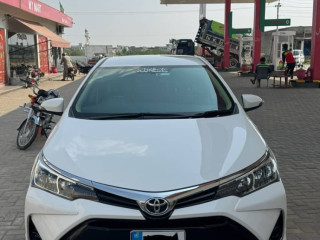 toyota-corolla-altis