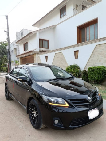 toyota-corolla-altis-18-sr-model-2009-big-3