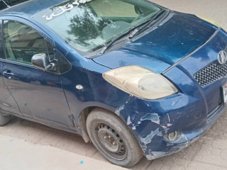 toyota-vitz-2005