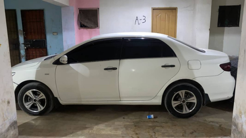 2010-xli-new-light-white-colour-big-1