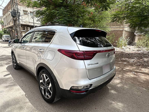kia-sportage-awd-silver-2020-big-7