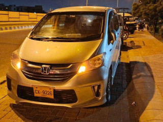honda-freed-20142018-hybrid-auto-door-better-then-suzuki-alto