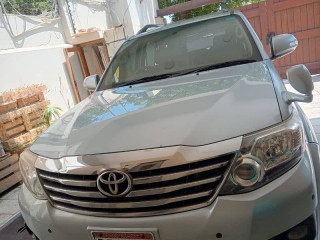 toyota-fortuner-2013