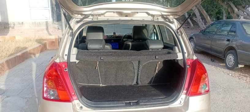 suzuki-swift-automatic-2019-1st-owner-genuine-body-big-3