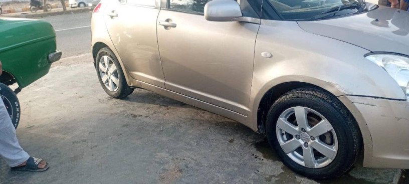 suzuki-swift-automatic-2019-1st-owner-genuine-body-big-13