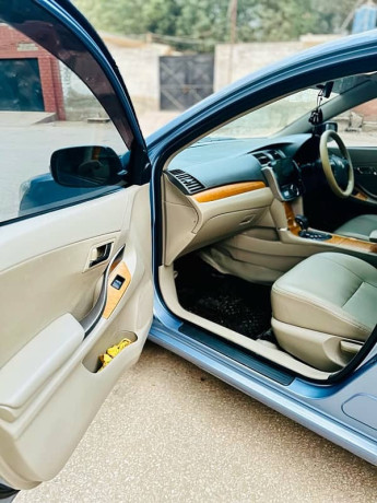 toyota-premio-2007-18-x-big-7