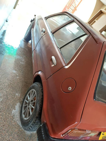 daihatsu-charade-1982-big-9
