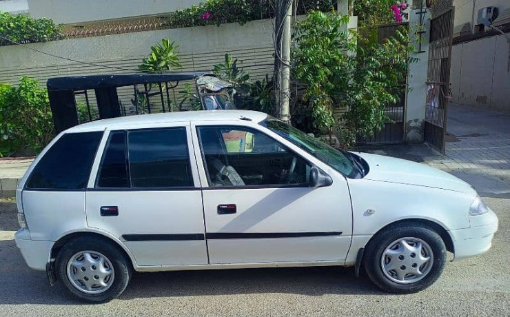 suzuki-cultus-vxr-2014-big-2