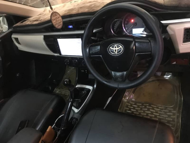corolla-xli-2015-model-big-4