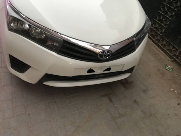 corolla-xli-2015-model-big-6