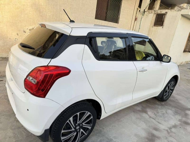 suzuki-swift-2022-big-2