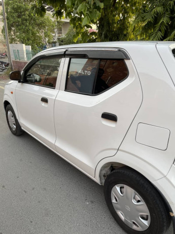 suzuki-alto-vxr-2022-white-big-7