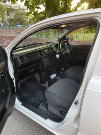 suzuki-alto-vxr-2022-white-big-8
