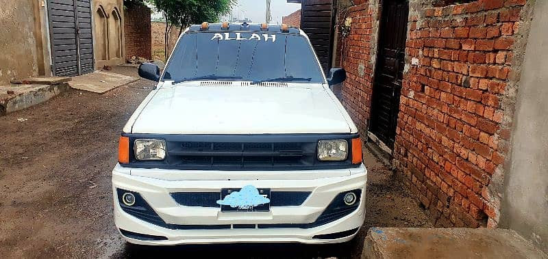 mazda-b2200-1996-big-0