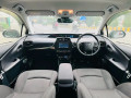 toyota-prius-s-2021-small-1