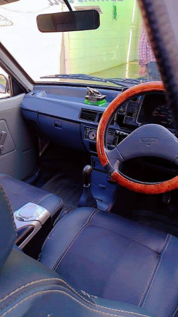 suzuki-mehran-vxr-2002-big-2