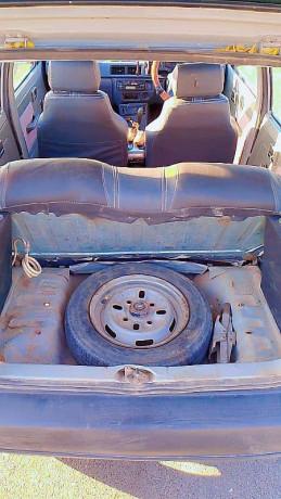 suzuki-mehran-vxr-2002-big-9