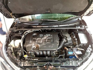 toyota-altis-grande-2017